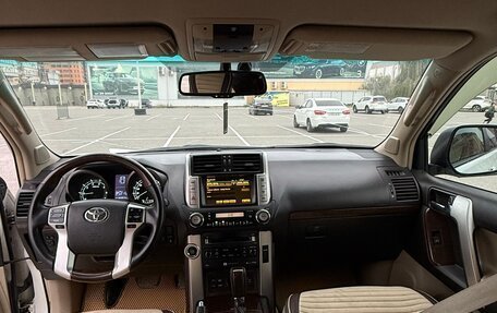 Toyota Land Cruiser Prado 150 рестайлинг 2, 2009 год, 3 100 000 рублей, 16 фотография