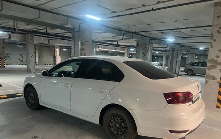 Volkswagen Jetta VI, 2013 год, 950 000 рублей, 3 фотография
