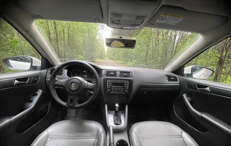 Volkswagen Jetta VI, 2013 год, 950 000 рублей, 9 фотография