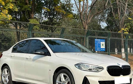 BMW 1 серия, 2023 год, 2 200 000 рублей, 2 фотография