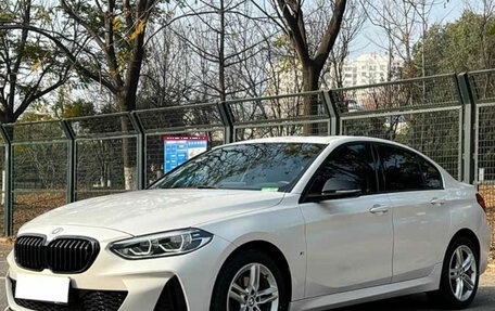 BMW 1 серия, 2023 год, 2 200 000 рублей, 1 фотография