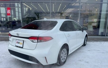 Toyota Corolla, 2021 год, 1 680 000 рублей, 5 фотография