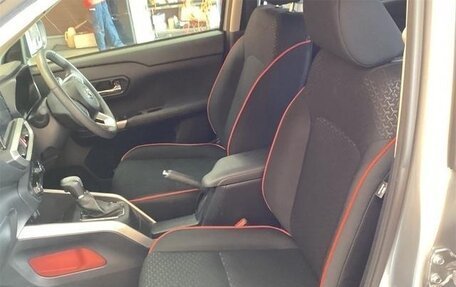 Toyota Raize I, 2021 год, 1 391 099 рублей, 13 фотография