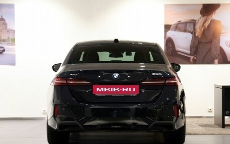 BMW 5 серия, 2024 год, 8 890 000 рублей, 6 фотография