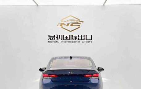 Hyundai Elantra, 2023 год, 1 450 000 рублей, 5 фотография