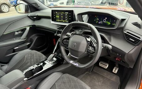 Peugeot 2008 II, 2021 год, 1 260 000 рублей, 6 фотография