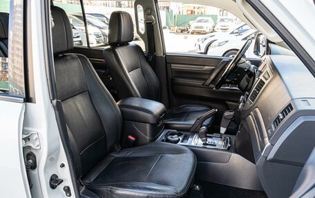 Mitsubishi Pajero IV, 2014 год, 2 660 000 рублей, 8 фотография