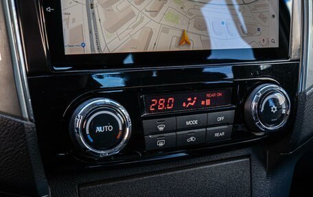 Mitsubishi Pajero IV, 2014 год, 2 660 000 рублей, 13 фотография