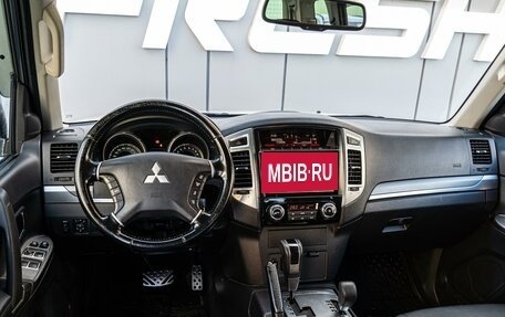 Mitsubishi Pajero IV, 2014 год, 2 660 000 рублей, 6 фотография