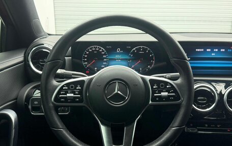 Mercedes-Benz A-Класс, 2022 год, 2 240 000 рублей, 16 фотография