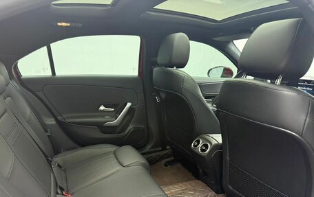 Mercedes-Benz A-Класс, 2022 год, 2 240 000 рублей, 17 фотография