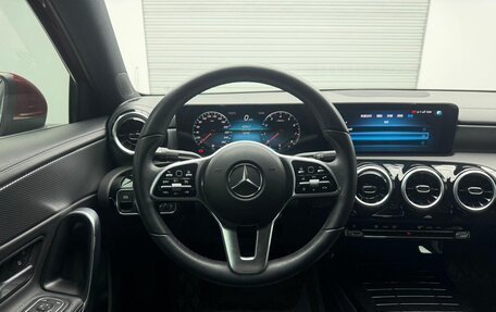 Mercedes-Benz A-Класс, 2022 год, 2 240 000 рублей, 21 фотография