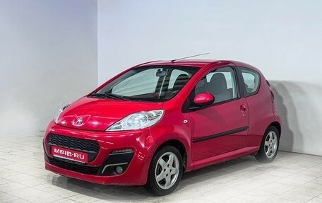 Peugeot 107 I рестайлинг, 2014 год, 486 000 рублей, 1 фотография