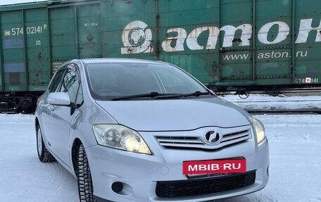 Toyota Auris II, 2009 год, 820 000 рублей, 2 фотография