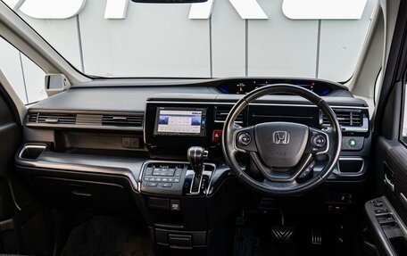 Honda Stepwgn IV, 2016 год, 2 270 000 рублей, 6 фотография