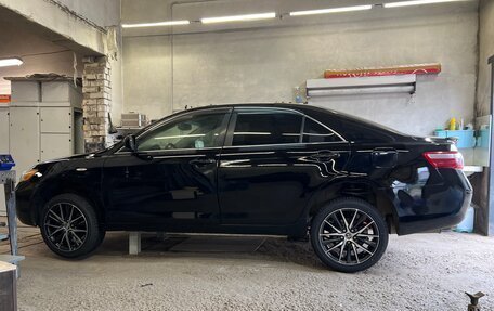 Toyota Camry, 2006 год, 780 000 рублей, 4 фотография