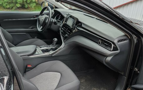 Toyota Camry, 2021 год, 3 050 000 рублей, 11 фотография