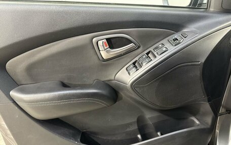 Hyundai ix35 I рестайлинг, 2011 год, 879 800 рублей, 7 фотография