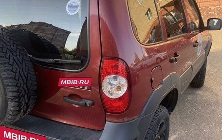 Chevrolet Niva I рестайлинг, 2013 год, 600 000 рублей, 2 фотография