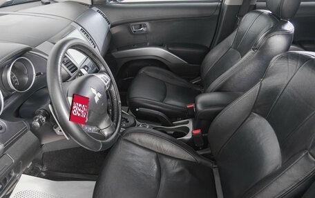 Mitsubishi Outlander III рестайлинг 3, 2010 год, 1 229 000 рублей, 8 фотография