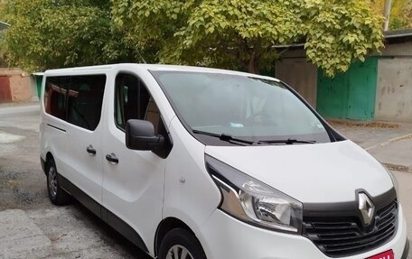 Renault Trafic, 2017 год, 2 150 000 рублей, 3 фотография