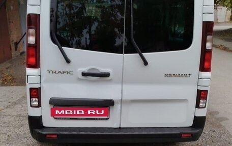 Renault Trafic, 2017 год, 2 150 000 рублей, 12 фотография