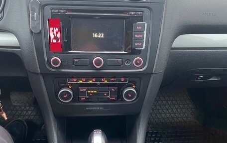 Volkswagen Golf VI, 2011 год, 700 000 рублей, 13 фотография