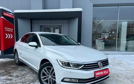 Volkswagen Passat B8 рестайлинг, 2017 год, 1 643 500 рублей, 1 фотография