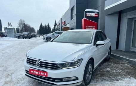 Volkswagen Passat B8 рестайлинг, 2017 год, 1 643 500 рублей, 3 фотография