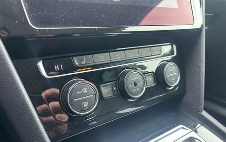 Volkswagen Passat B8 рестайлинг, 2017 год, 1 643 500 рублей, 11 фотография