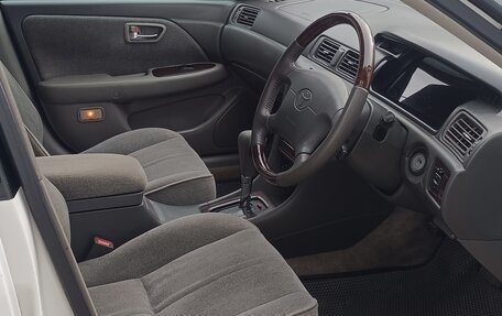 Toyota Mark II VIII (X100), 2001 год, 650 000 рублей, 3 фотография