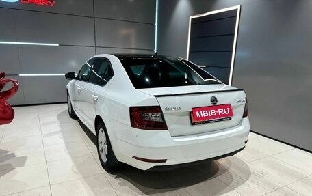 Skoda Octavia, 2018 год, 2 015 000 рублей, 3 фотография