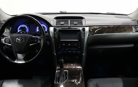 Toyota Camry, 2016 год, 1 981 000 рублей, 9 фотография