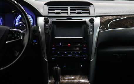 Toyota Camry, 2016 год, 1 981 000 рублей, 10 фотография