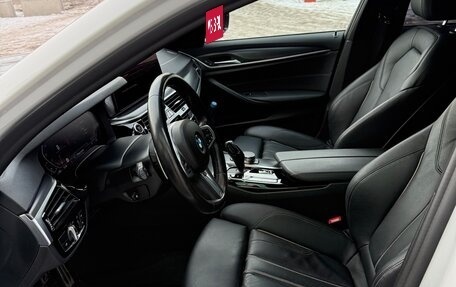 BMW 5 серия, 2021 год, 6 200 000 рублей, 10 фотография