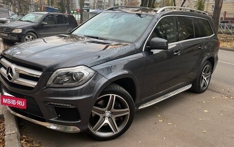 Mercedes-Benz GL-Класс, 2015 год, 2 950 000 рублей, 2 фотография