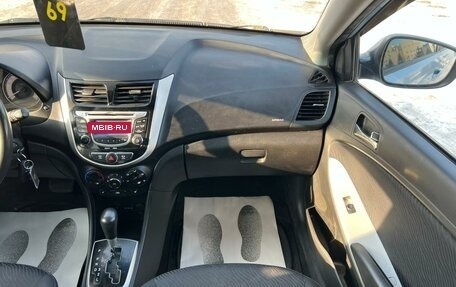 Hyundai Solaris II рестайлинг, 2012 год, 769 000 рублей, 19 фотография