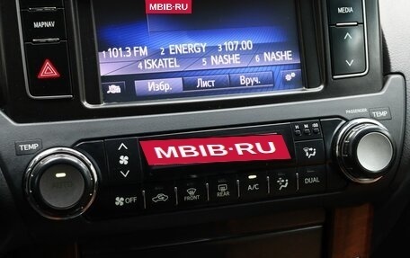 Toyota Land Cruiser Prado 150 рестайлинг 2, 2015 год, 3 150 000 рублей, 15 фотография