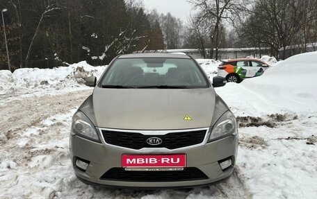 KIA cee'd I рестайлинг, 2010 год, 750 000 рублей, 1 фотография