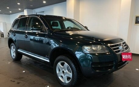 Volkswagen Touareg III, 2005 год, 915 000 рублей, 1 фотография
