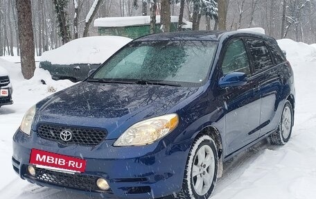 Toyota Matrix, 2002 год, 465 000 рублей, 2 фотография
