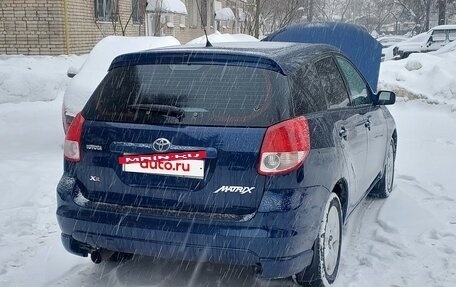 Toyota Matrix, 2002 год, 465 000 рублей, 10 фотография