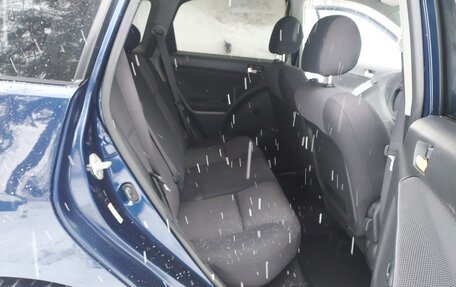 Toyota Matrix, 2002 год, 465 000 рублей, 27 фотография