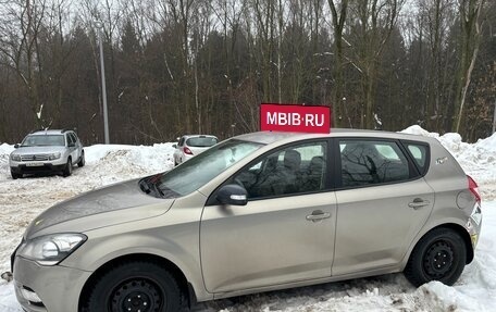 KIA cee'd I рестайлинг, 2010 год, 750 000 рублей, 2 фотография