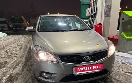 KIA cee'd I рестайлинг, 2010 год, 750 000 рублей, 19 фотография