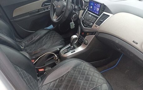 Chevrolet Cruze II, 2012 год, 650 000 рублей, 3 фотография