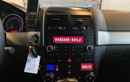 Volkswagen Touareg III, 2005 год, 915 000 рублей, 13 фотография