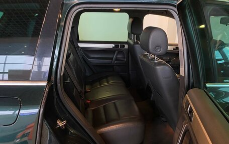 Volkswagen Touareg III, 2005 год, 915 000 рублей, 16 фотография