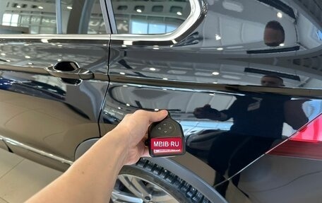 Volkswagen Tiguan II, 2021 год, 3 999 900 рублей, 23 фотография