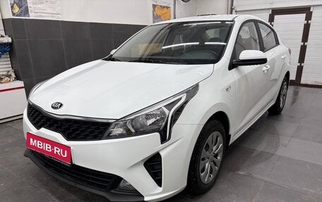 KIA Rio IV, 2020 год, 1 550 000 рублей, 1 фотография